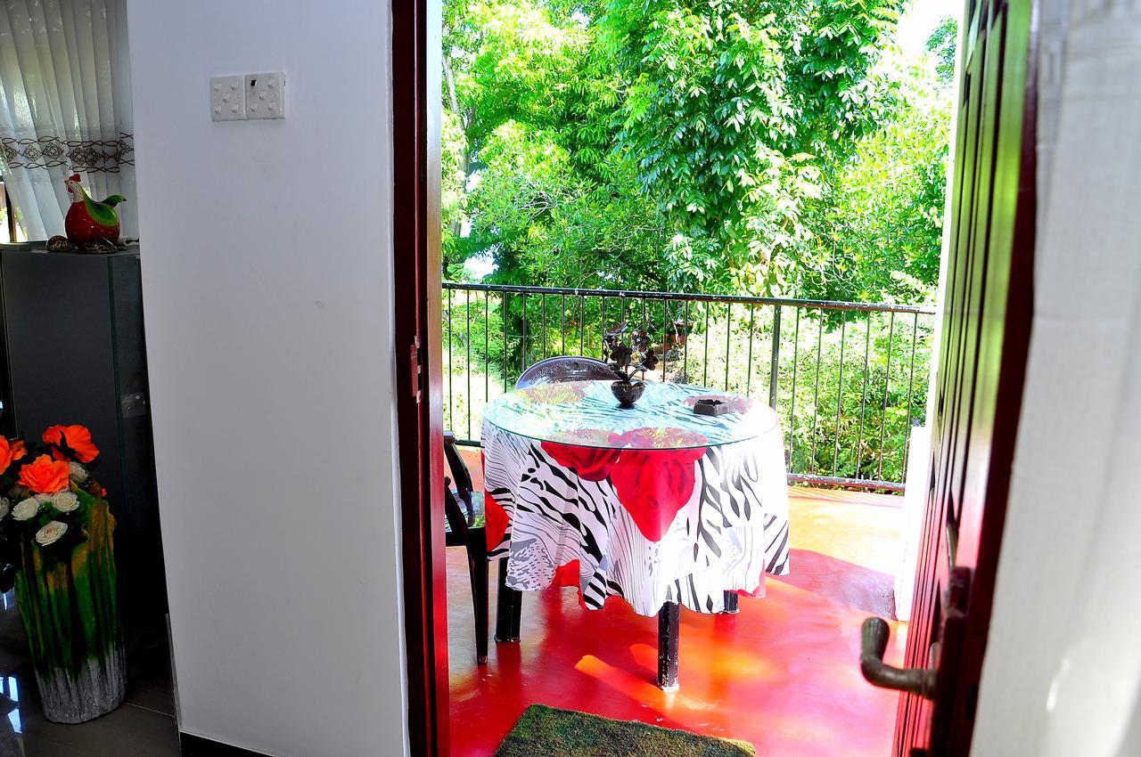 Little Swan Guest House بينتوتا المظهر الخارجي الصورة